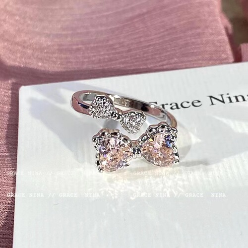 So sweet!  Pink Diamond Bow Ring Women's Light Luxurious Temperament Index Finger Ring Niche Design High-end Fashion Pair Ring