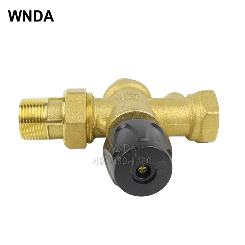 ����ֹ��һ��̫���ܹ�¯���͹�����յ���ͭ�Զ���ˮ����ѹ��ˮ��