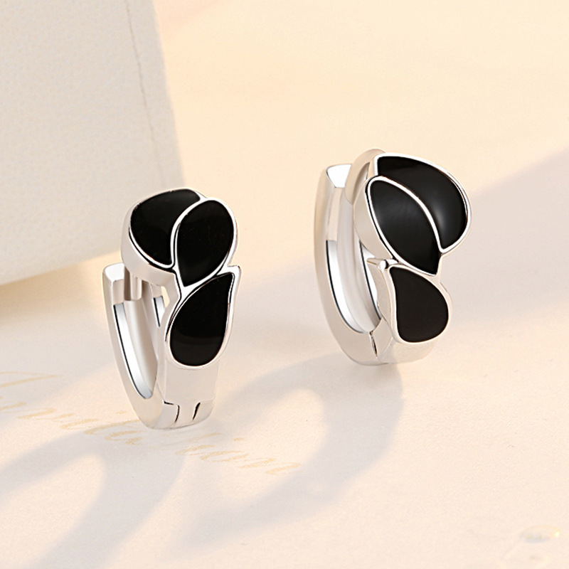 2021 Korean version of personality simple paint fashion leaf earringspicture2