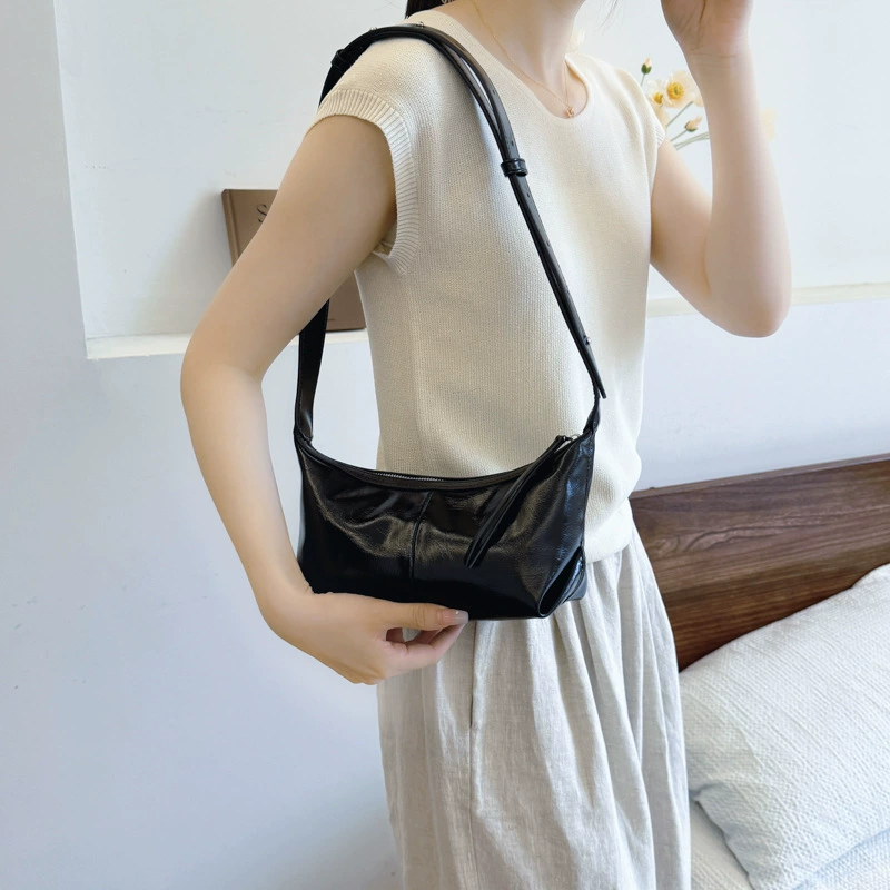One‑shoulder bag Tide, Korean style, compact zipper design, adjustable strap