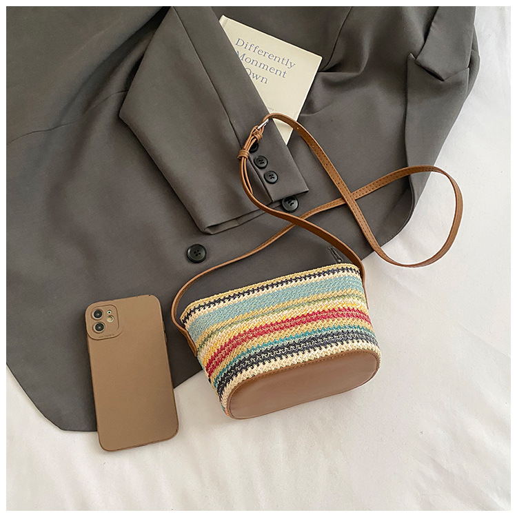 Fashionable small bag for women: New Summer 2025 colorful woven bucket bag, crossbody bag, vacation small single-shoulder bag Specification drawing