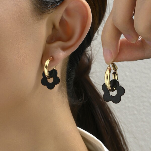 fashionable small design elegant universal earrings