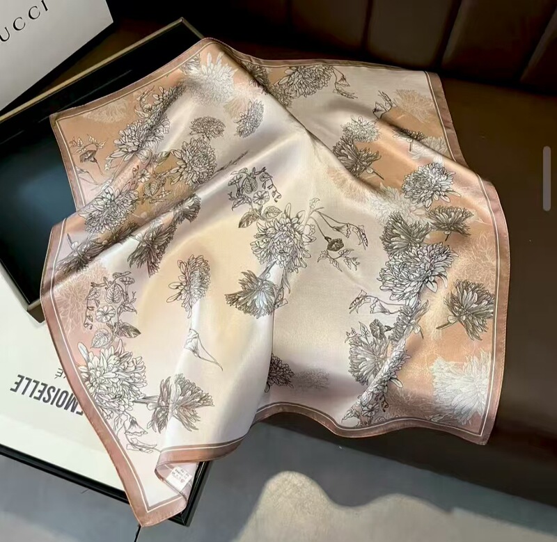 新款丝巾女时尚百搭感70方巾韩版护颈领巾春秋复古围巾绑包|undefined