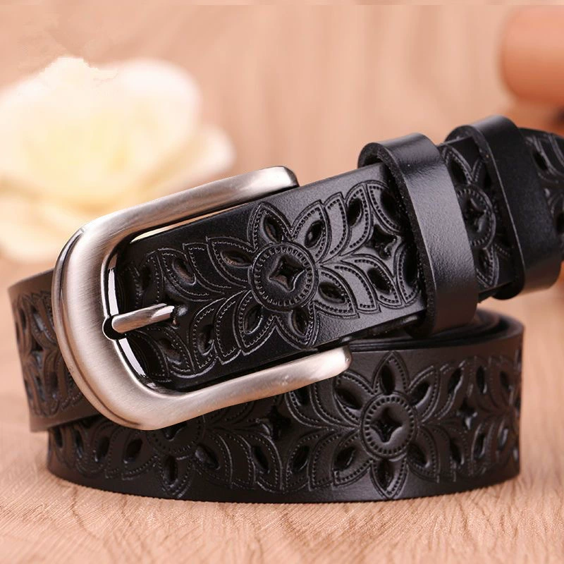 Belt, 2.8 cm width, 105/115 cm length (including buckle), embossed pattern, 100 g