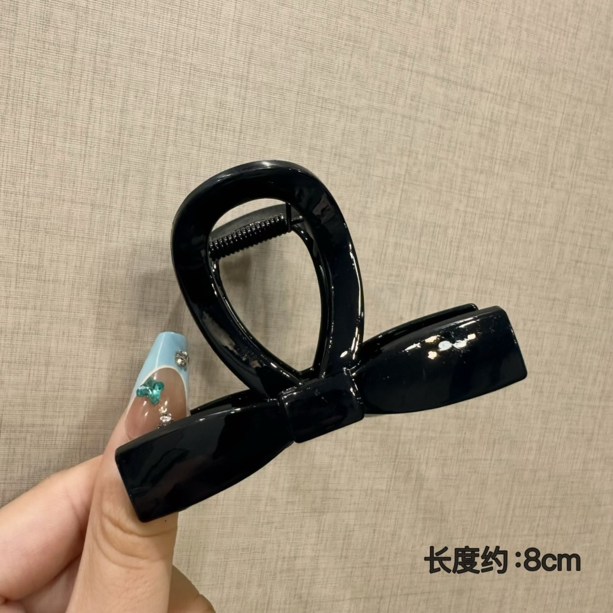 Small bow tie bright black-8cm