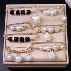 New 8-piece set of pearl trousers with small waist pins, high-end anti-exposure brooches to fix clothing waist buckle accessories