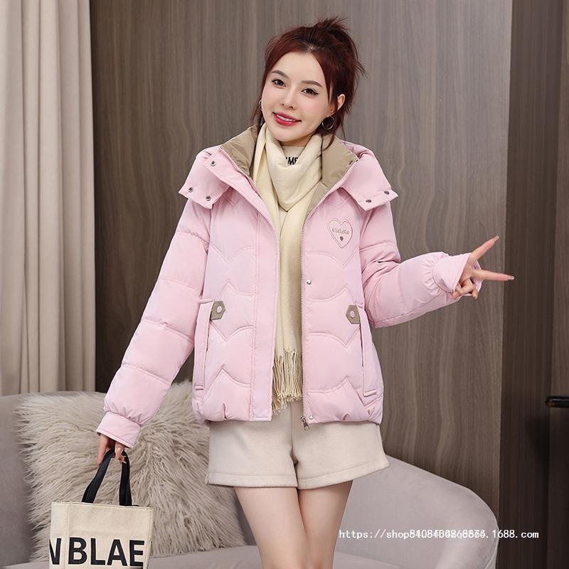 Trend short cute down jacket with hood with down, fitted, increased thickness