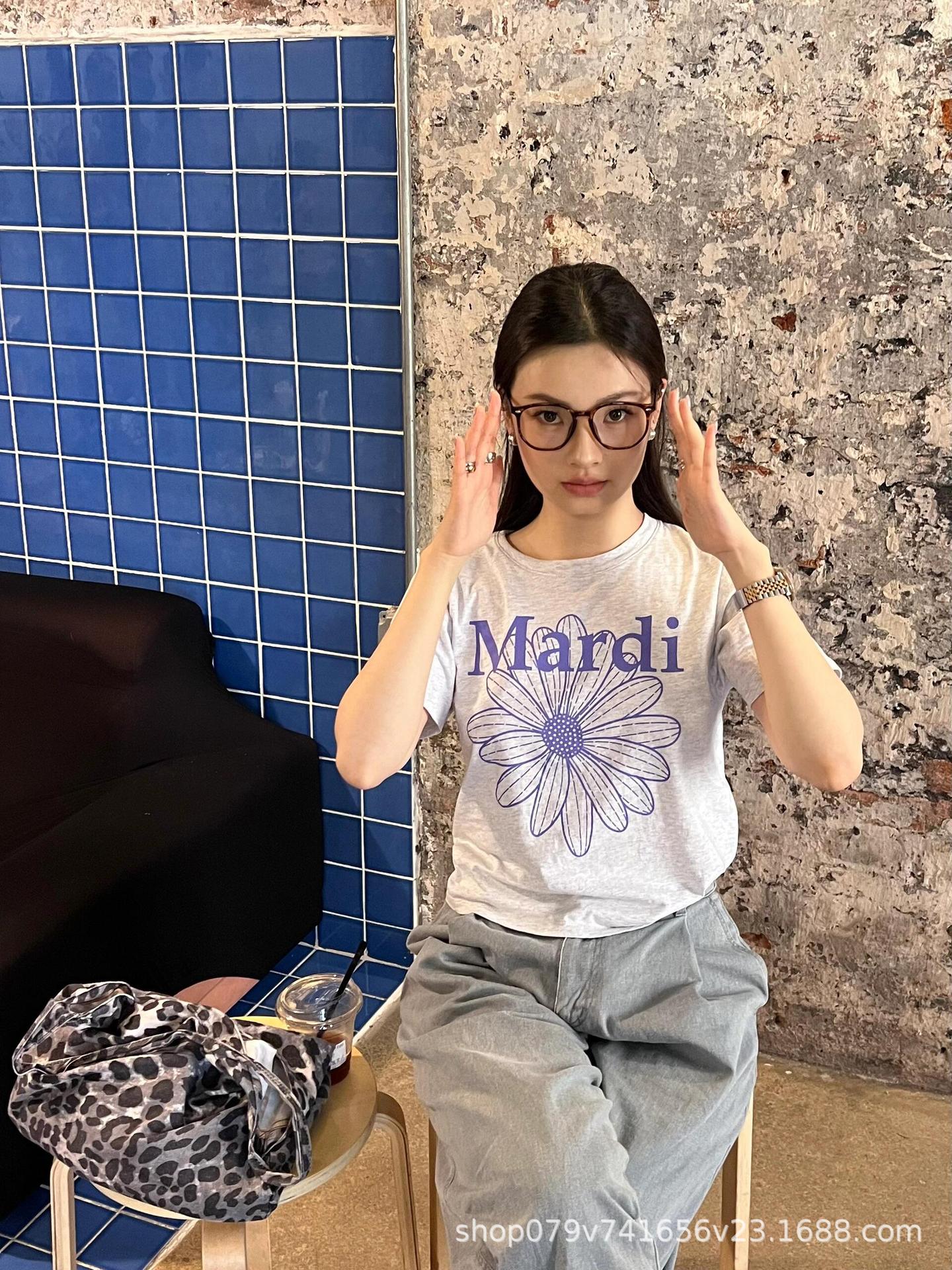 韩版现货Mardi短袖T恤夏季新款小雏菊印花修身辣妹风休闲短款上衣