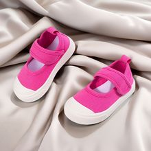 2025新款女童帆布鞋玫红色魔术贴软底宝宝鞋幼儿园室内鞋透气童鞋