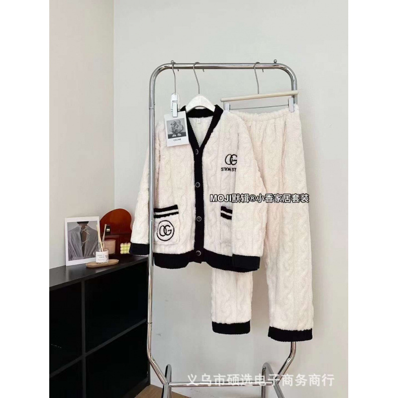 Traje de melocotón herméto pijama de lana de coral Xiaoxiangfeng nuevo estilo engrosado red térmica ropa de hogar con infrarrojos Xiaofeng