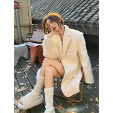白色西装毛呢短款外套女新款秋冬季韩系呢子大衣高级感小香风上衣