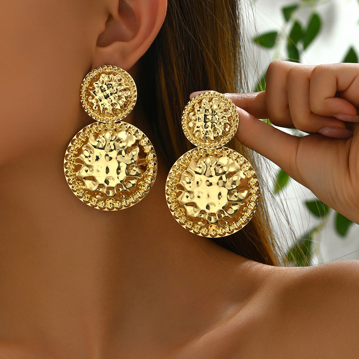 歐美時尚OL輕奢風耳環小眾高級感褶皺圓設計女士耳釘百搭簡約耳墜