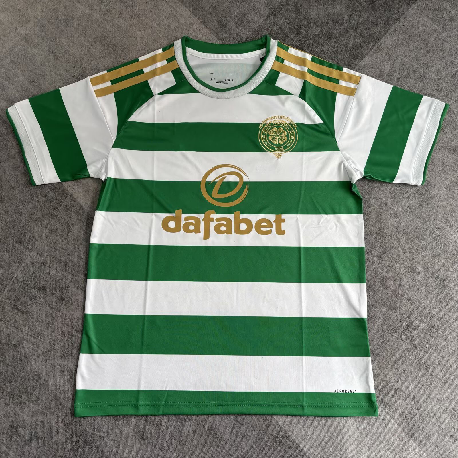 2627 Celtic en casa