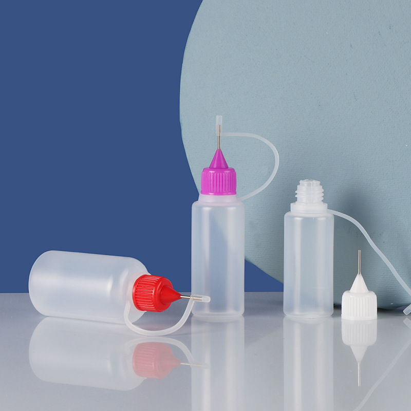 Fabricante en stock botella de aguja 10ml30ml botella de aceite esencial pe plástico semipermeable pigmento pegamento botella de inyección de pintura suave botella