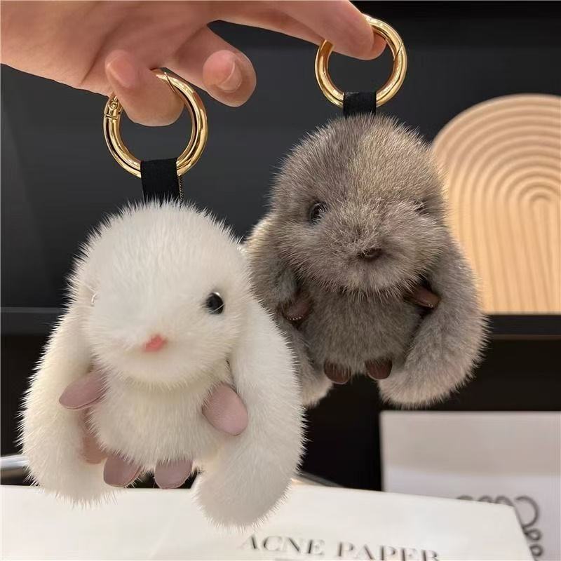 Mayorista transfronterizo lindo exquisito visón peluche conejo colgante llavero del coche bolso colgante regalo de cumpleaños