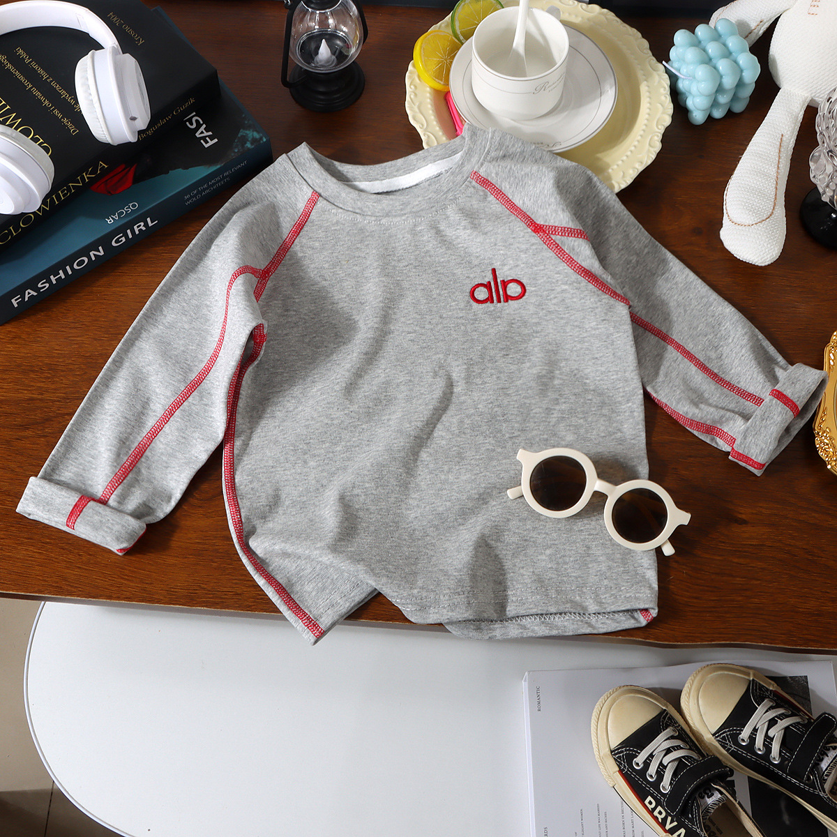 2026 nueva primavera y otoño sin hueso para hombres y mujeres, camiseta de manga larga para niños, chaqueta de abrigo de manga larga