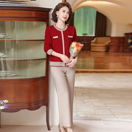 女式针织衫;时尚休闲套装;女式衬衫