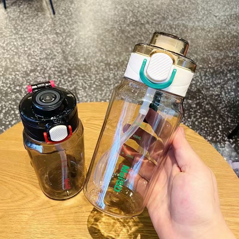 MSD - 5874 nueva taza espacial con tapa de bloqueo simple taza de plástico con escalas taza de paja al por mayor