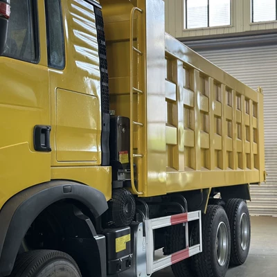 HOWOTX 371-horsepower eight-wheel Yük maşınları