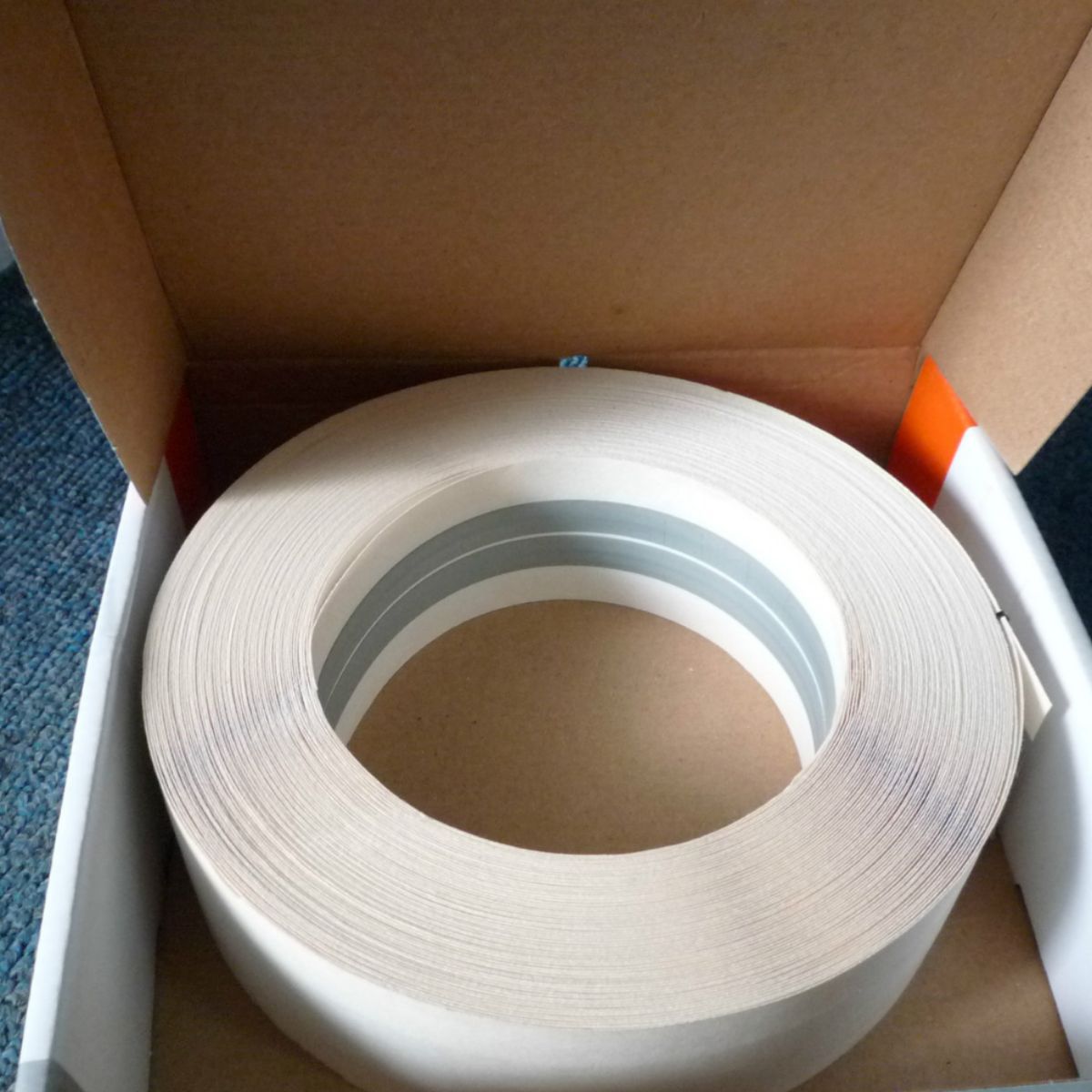 厂家直销 金属护角带 金属护角钢带 金属护角铝带 激光打孔护角带