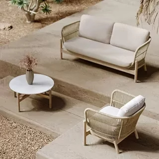 Madera sólida nórdica al aire libre ocio de caña anticorrosivo sofá de madera impermeable y solar patio modelo de casa de muebles de teca combinación