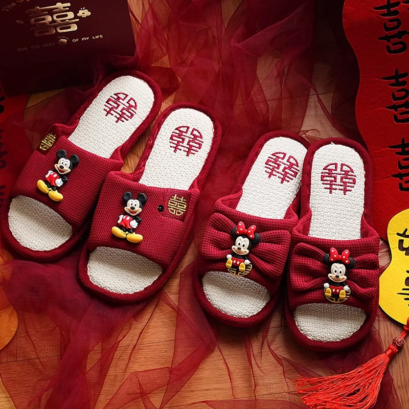Свадебные хлопковые тапочки праздничные красные пара осень и зима Микки Маус пара Xi слово закрытый носок толстая подошва приданое для ванной