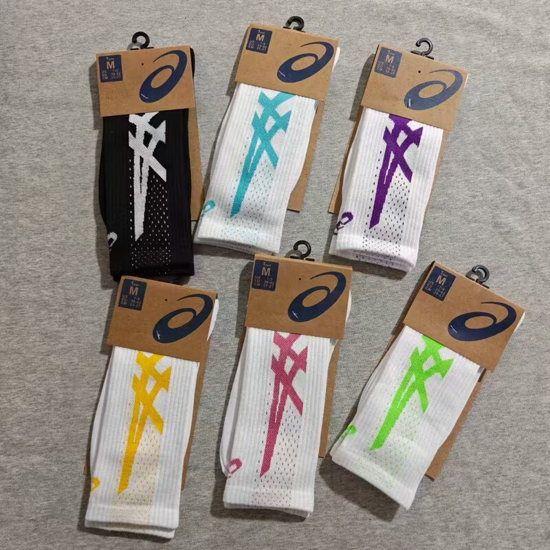 Men's and Women's Foreign Trade Inventory Asics Four-Season Mid-High Top Sports Socks, Basketball Socks, Running Socks, Skateboarding Socks, New Models Men's and Women's Foreign Trade Inventory Asics Four-Season Mid-High Top Sports Socks, Basketball Socks, Running Socks, Skateboarding Socks, New Models