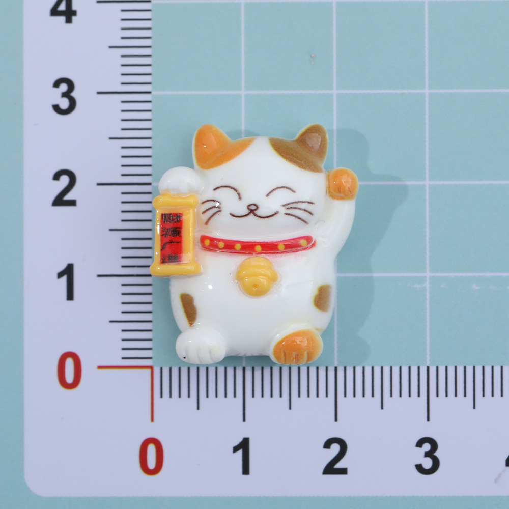 De dibujos animados Lucky Cat resina accesorios de Los Niños Diversión hecha a mano DIY crema pegamento llavero horquilla refrigerador pegatina Accesorios Al Por Mayor