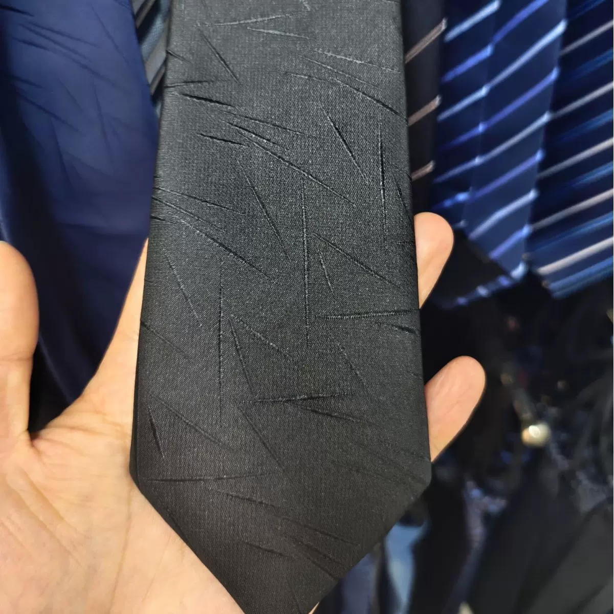 2025新款拉链免打懒人领带男款商务休闲条纹领带箭头型厂家直销