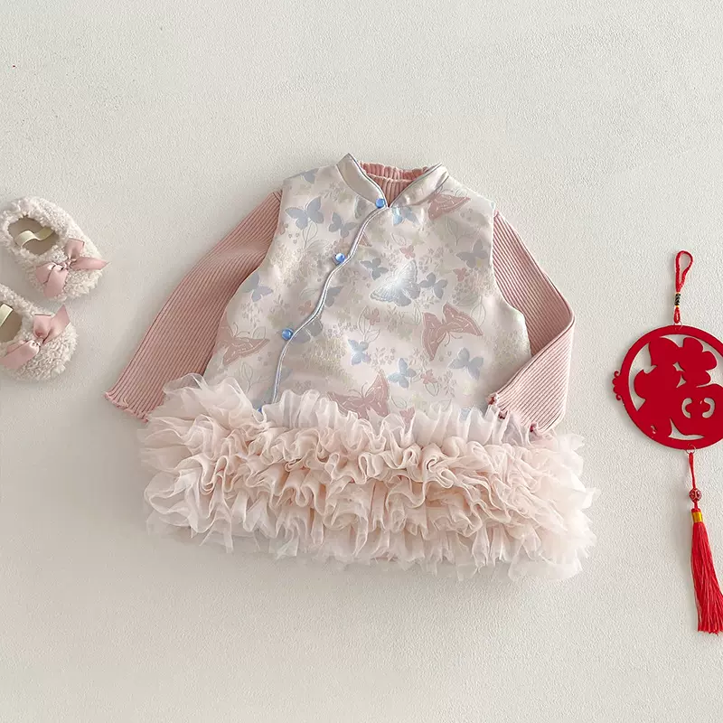 女童复古拜年服2025新款冬季宝宝中国风斜襟蛋糕裙儿童加厚连衣裙