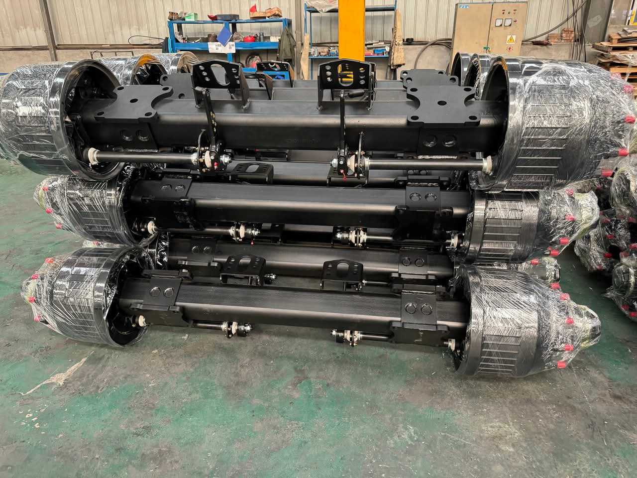 Manufacturer Produces and Supplies 12T14T16T Trailer Axles, American and German Style Axles, Semi-Trailer Axle Assemblies