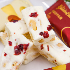 Gold-Crown Toffee Almond and Cranberry Original Snowflake Crisp Cookies, Peanuts Milk Candy, Celebration Candy, New Year Specialty Snacks, Wholesale