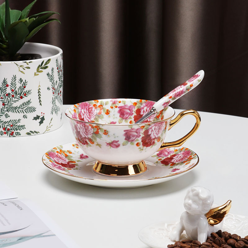 China de hueso estilo europeo taza de café traje hogar cerámica tarde taza de té británico capuchino taza de café y platillo caja de regalo