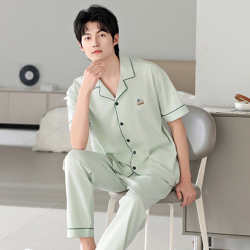 Pijamas de algodón puro pantalones de manga corta de verano para hombre 2025 nuevo estilo que se puede usar afuera Traje de servicio a domicilio casual de gran tamaño de alta gama