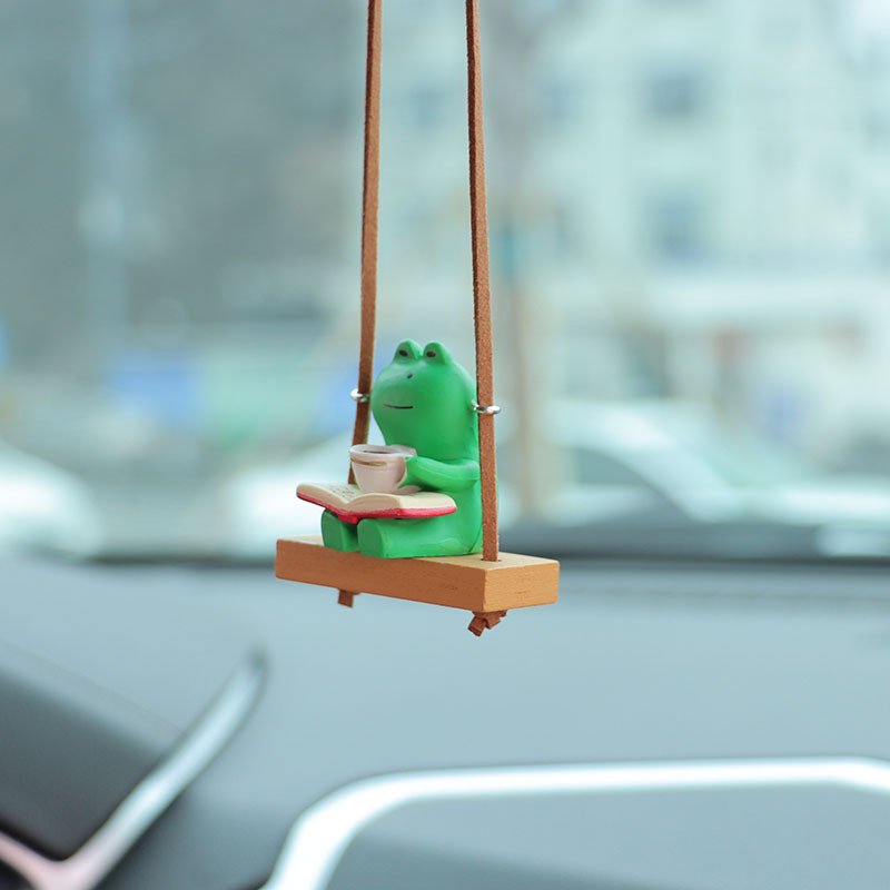 Cartoon frog sitting sofa cross-border car decoration interior pendant pendant car pendant decoration