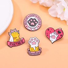 创意卡通猫咪胸针可爱粉色爱心猫爪情侣衣服包包学生徽章跨境