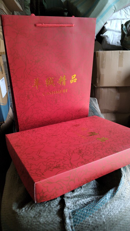 Cashmere Universal Packaging Gift Box Exquisite Hot Stamping Cashmere Wool Sweater Wool Pants Shawl Scarf Waist Protector