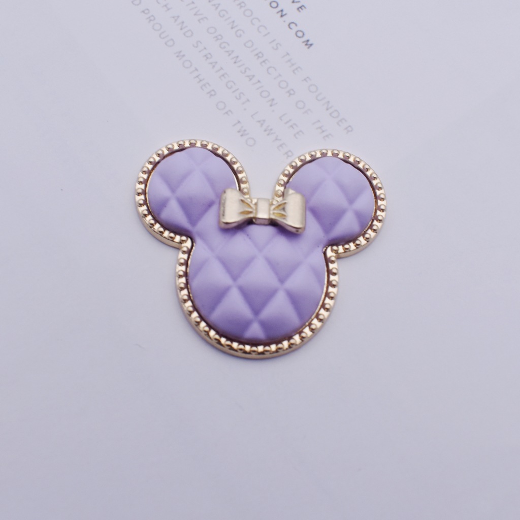 Muñeca de la historieta DIY accesorios de joyería pintura Mickey pajarita color caramelo teléfono móvil belleza material agujero zapatos