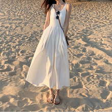 白色针织吊带无袖连衣裙女夏季新款感气质收腰显瘦背心长裙
