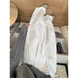 白色垂感透气纹理直筒牛仔裤女秋冬新款美式复古宽松阔腿拖地长裤