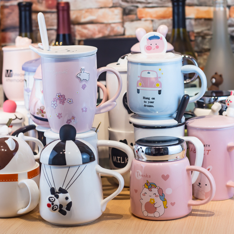 Cada 5 Yuan taza de cerámica taza de liquidación cantidad de stock no es mucho taza de café taza de agua taza de dibujos animados taza de desayuno