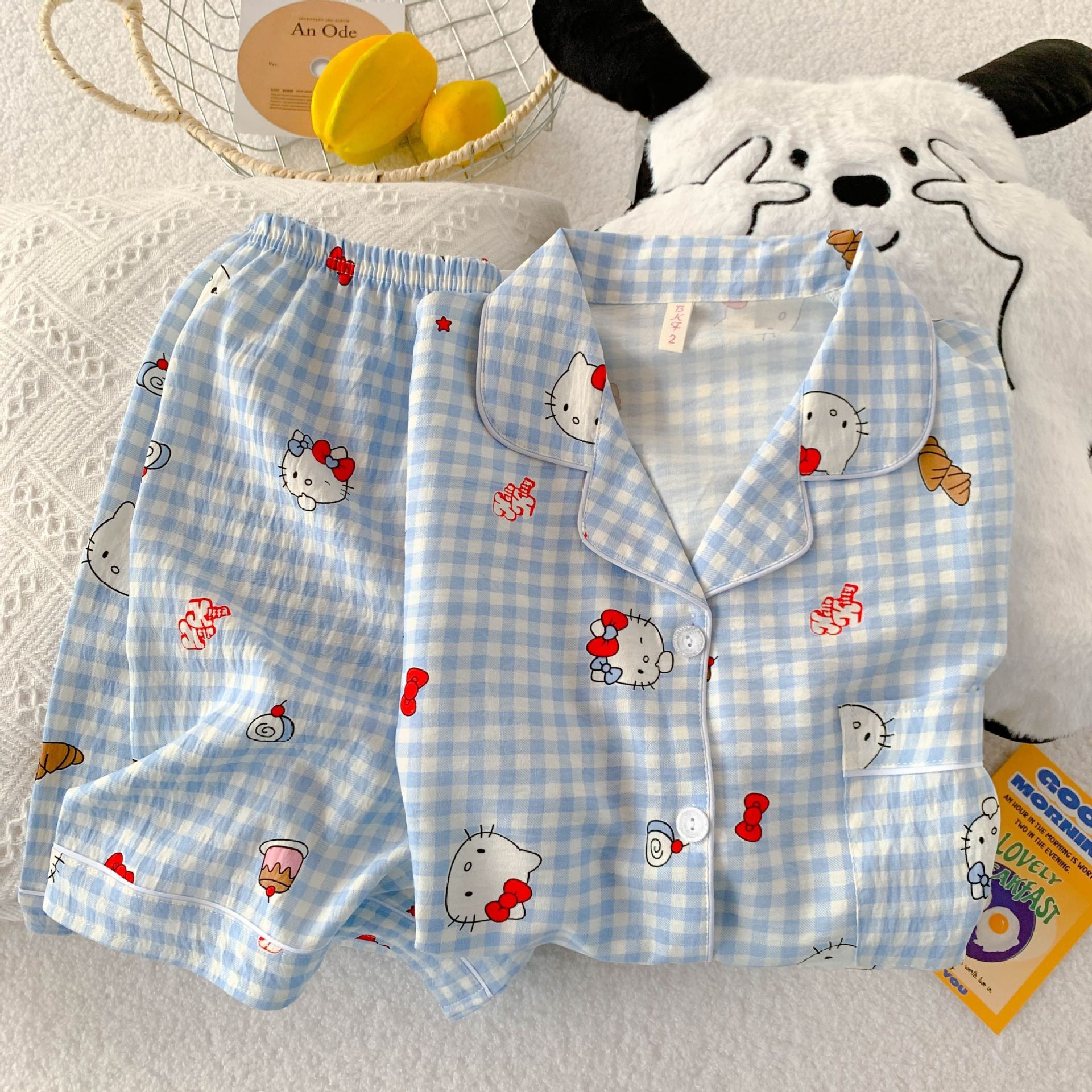 Venta al por mayor transfronteriza de primavera y verano estilo caliente pijamas mujeres estilo fino nube algodón simple dibujos animados pantalones cortos de manga corta traje de servicio a domicilio