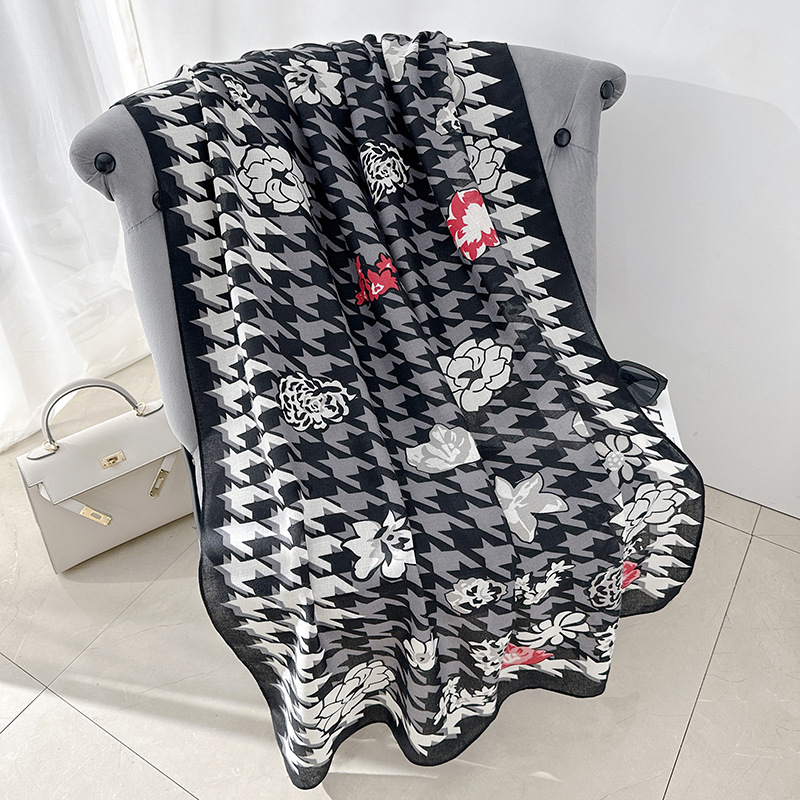 Bufandas de algodón y lino para mujeres primavera y otoño nueva literatura coreana bufandas de seda versátiles bufandas de tela delgada bufandas de playa de protección solar