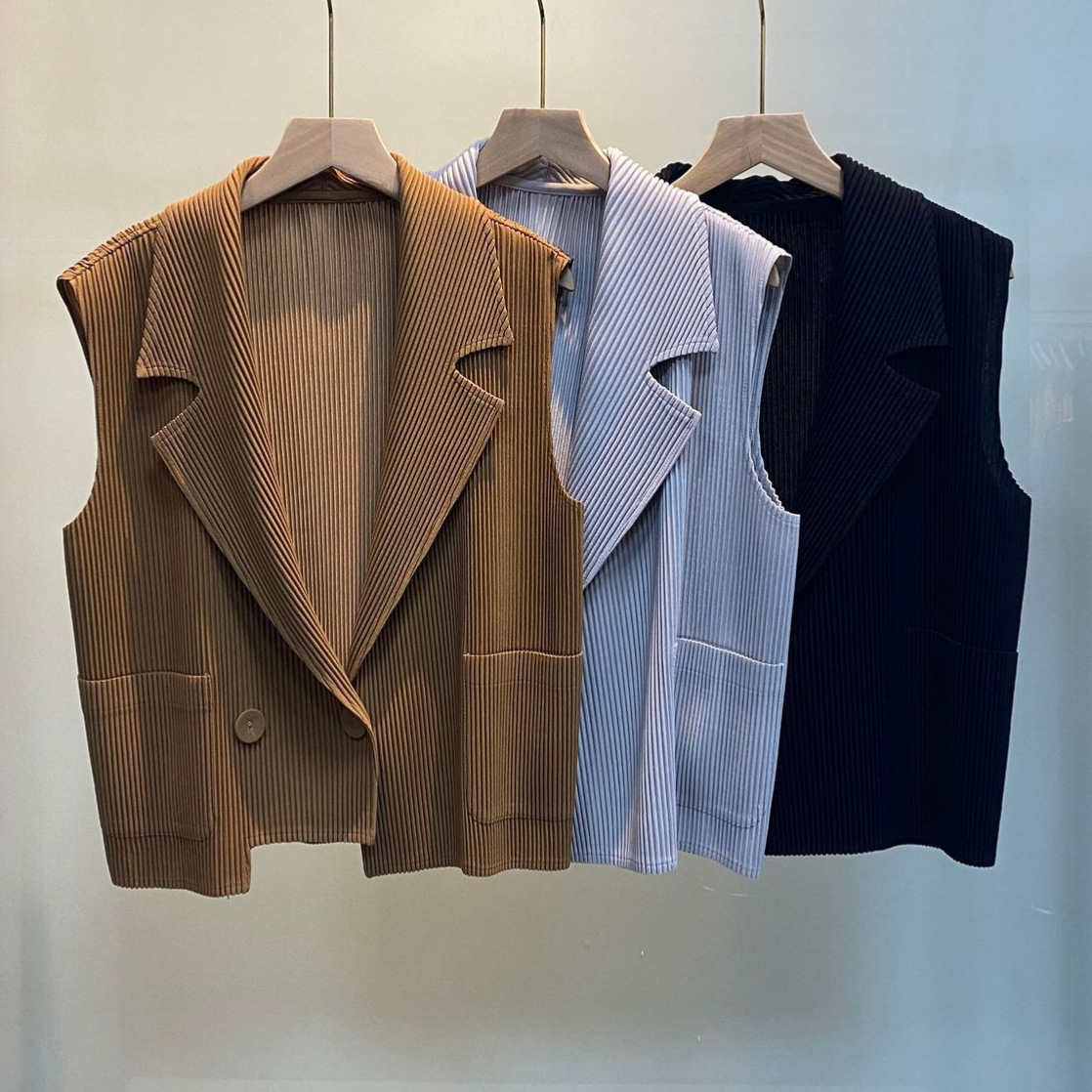 Issey Miyake Pleated Women's Coarse Toothpick Pleated Vest Fashion Suit Collar Buttoned Mid-Length Elegant Outerwear Pleated Outerwear