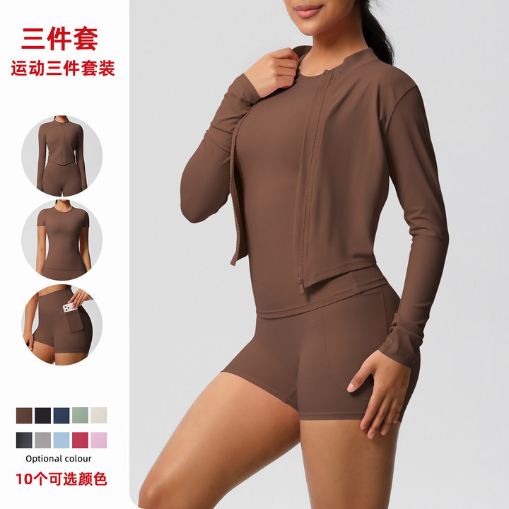 Chaqueta con cremallera deportiva cepillada con sentido de nube transfronteriza europea y americana, pantalones cortos de bolsillo de cadera para correr casual, traje de yoga de tres piezas