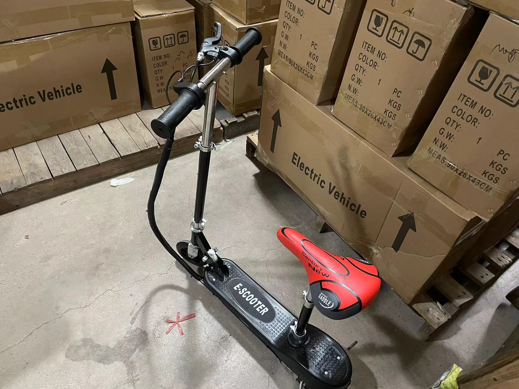 Source Factory Supply Foldableing Electric Scooter Adult Mini Convenient Scooter Kids Scooter Wholesale