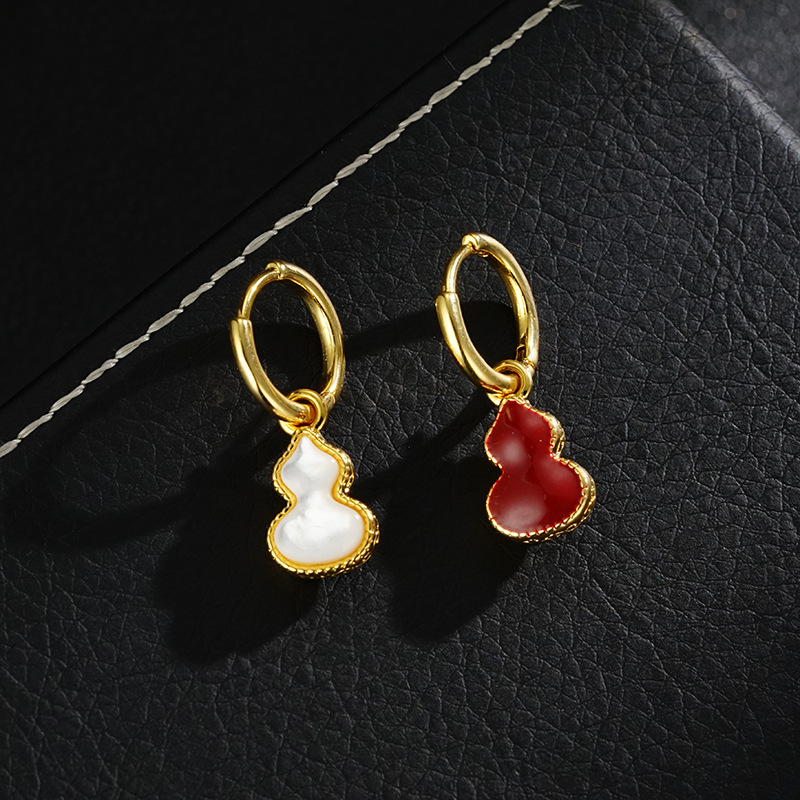 elegant demi-season universal white double-sided pendant