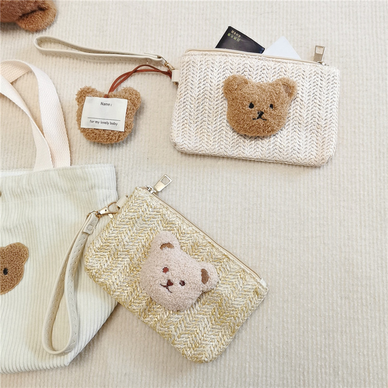 Straw wallet (5).jpg