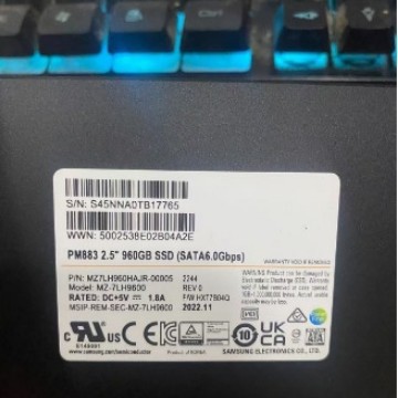 Pm883 960g Mz7Lh960Hajr-00005 Ssd Solid State Drive D Solid State Drive
