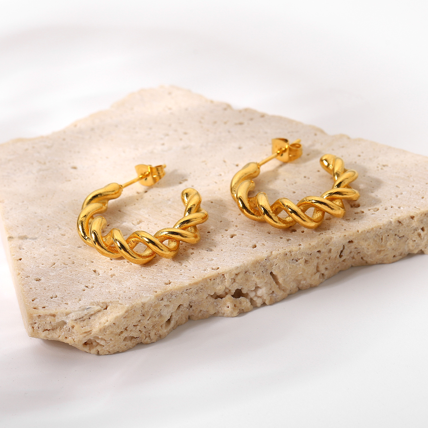 18K goldplated hoop jewelry doubleline crosswound twisted geometric Cshaped earrings stainless steel earringspicture3